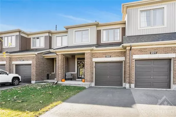 Barrhaven, ON K2J 6G2,203 BELLEEK LN