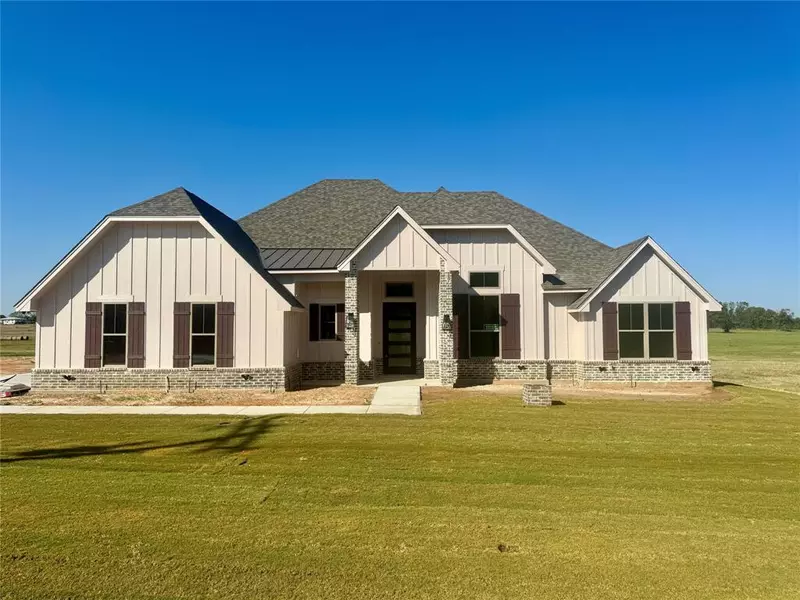 9459 Zion Hill Road, Poolville, TX 76487