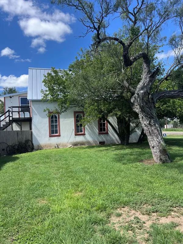 Fredericksburg, TX 78624,2754 -- Ranch Rd 1323