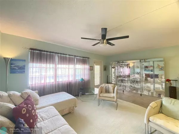 Deerfield Beach, FL 33442,2048 Newport N  #2048