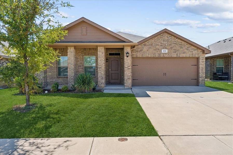 808 Walls Boulevard, Crowley, TX 76036