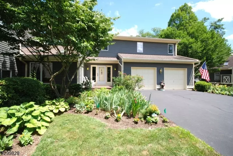 12 Lajolla Ln, Clinton Twp., NJ 08801