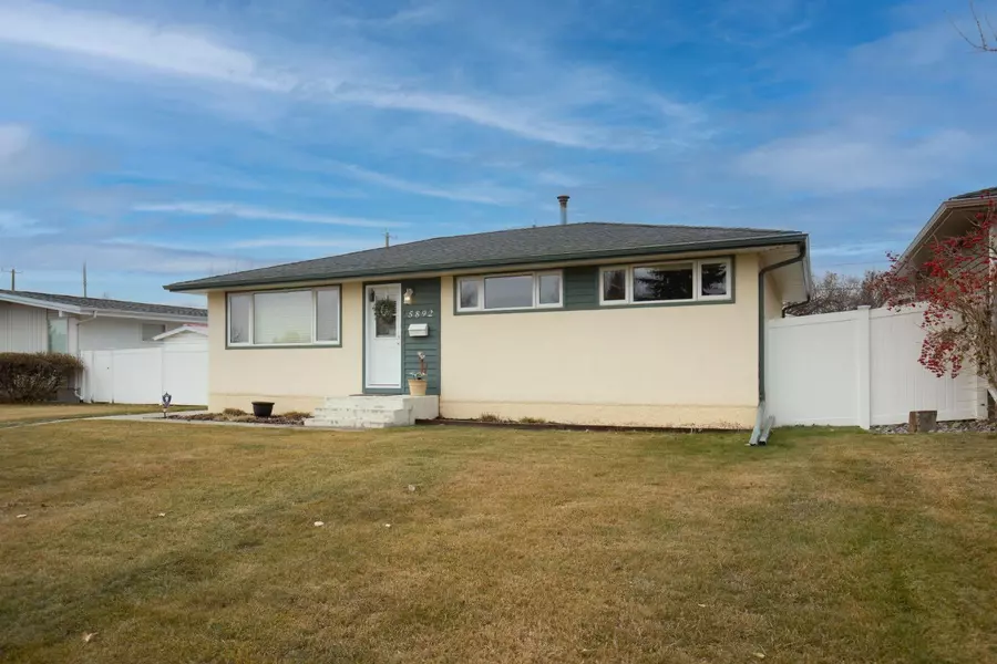 5892 West Park CRES, Red Deer, AB T4N 1E8