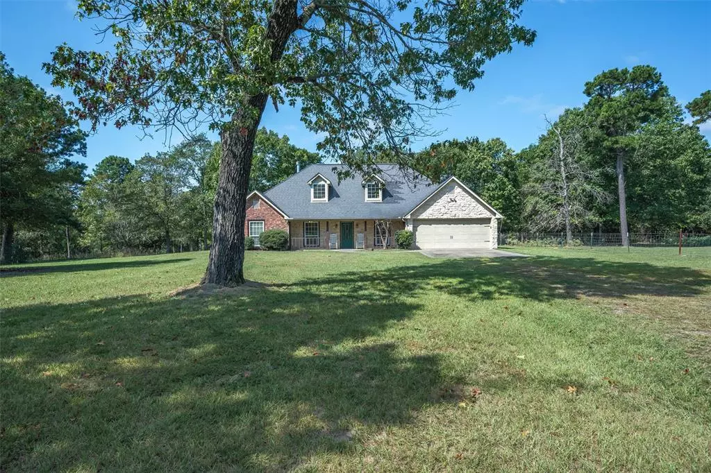 Hawkins, TX 75765,3252 County Road 3550