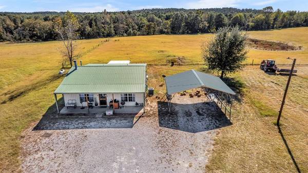 19316 Spillway Road, Winona, TX 75792