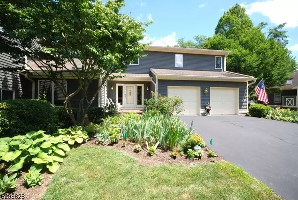 12 Lajolla Ln, Clinton Twp., NJ 08801