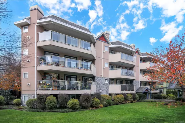 320 Menzies St #306, Victoria, BC V8V 2G9