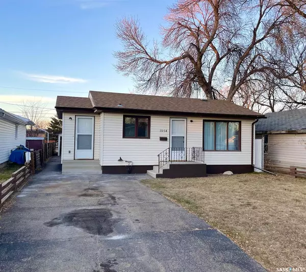 Moose Jaw, SK S6H 5P2,1054 Vaughan STREET W