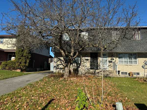 832 Milford DR, Kingston, ON K7P 1A8