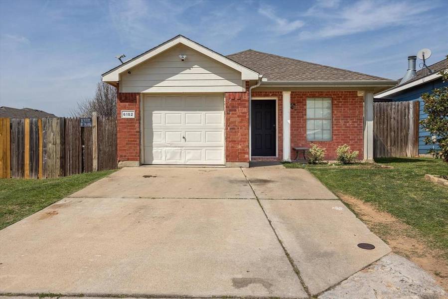 6152 River Cross Drive, Fort Worth, TX 76114