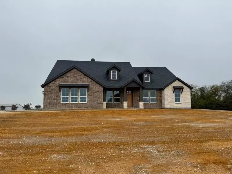 10 Ina Road, Tom Bean, TX 75489