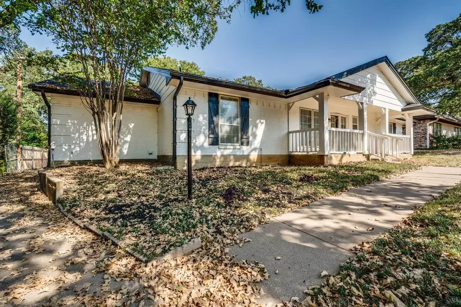 3319 Sheffield Drive, Arlington, TX 76013