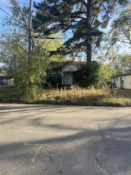 620 Fuller Street, Sulphur Springs, TX 75482