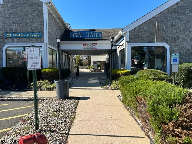 2 Towne center dr., North Brunswick Twp., NJ 08902