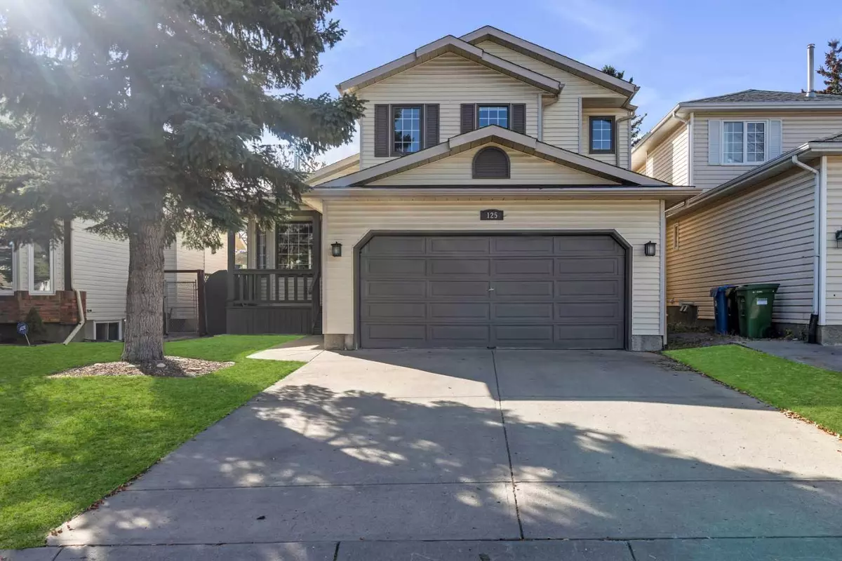 Calgary, AB T3A 4Z6,125 Hidden Valley PL NW