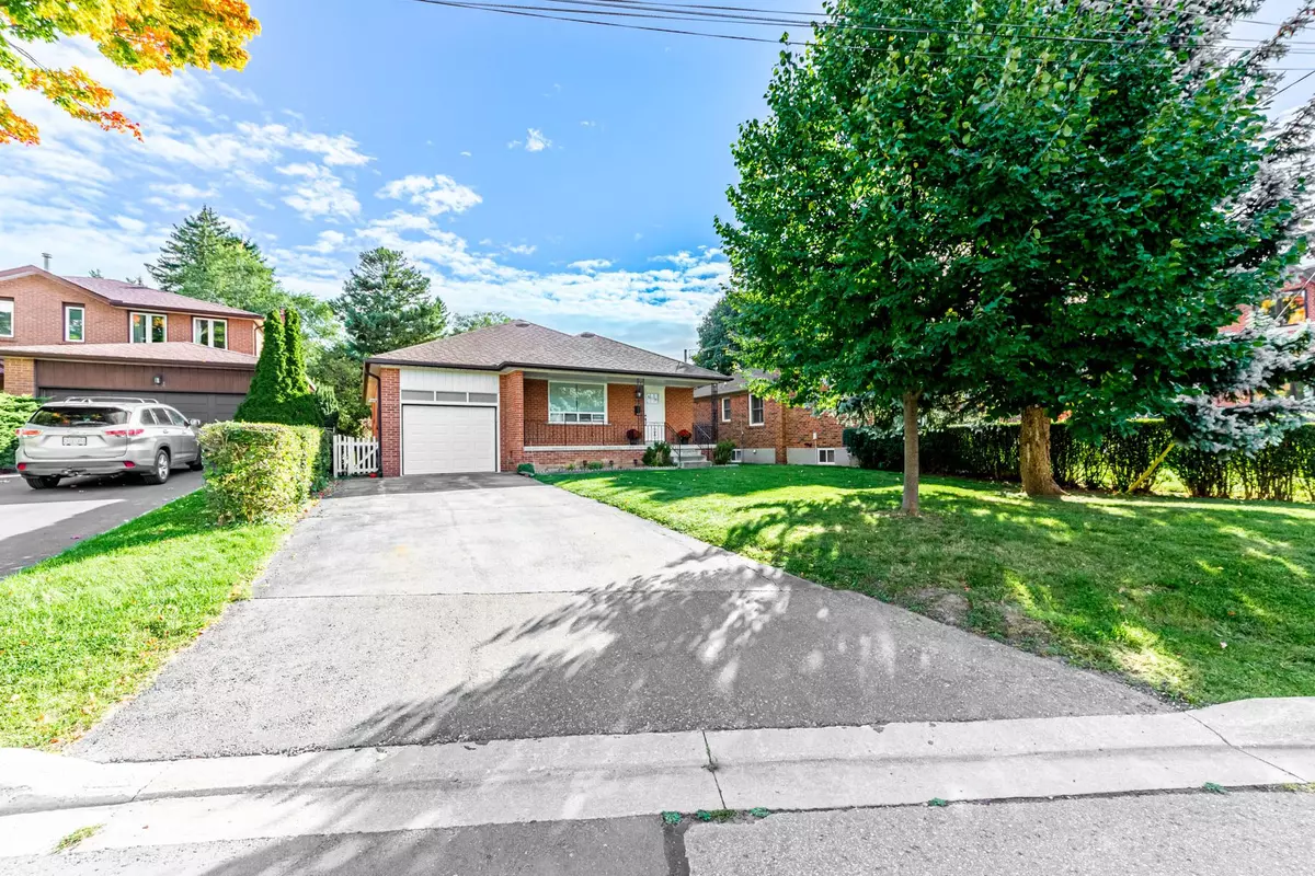 Toronto C14, ON M2M 3B3,19 Tobruk CRES