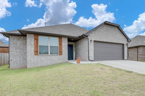 20558 Tempe Avenue, Harrah, OK 73045