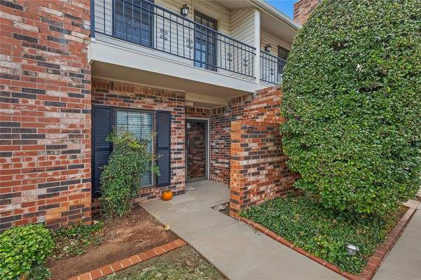 6325 N Villa Avenue #105, Oklahoma City, OK 73112