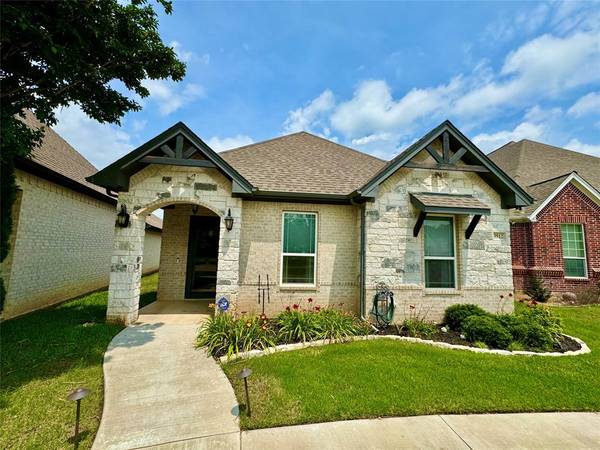 Granbury, TX 76049,3512 Fountain Way