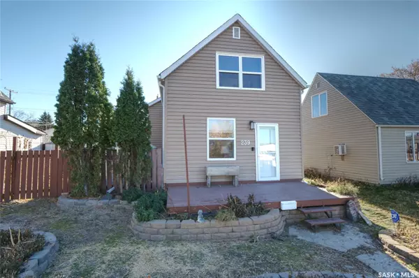 239 Home STREET W, Moose Jaw, SK S6H 4X4