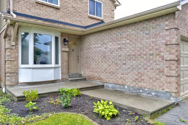 Halton, ON L9T 4T5,358 Woodlawn CRES