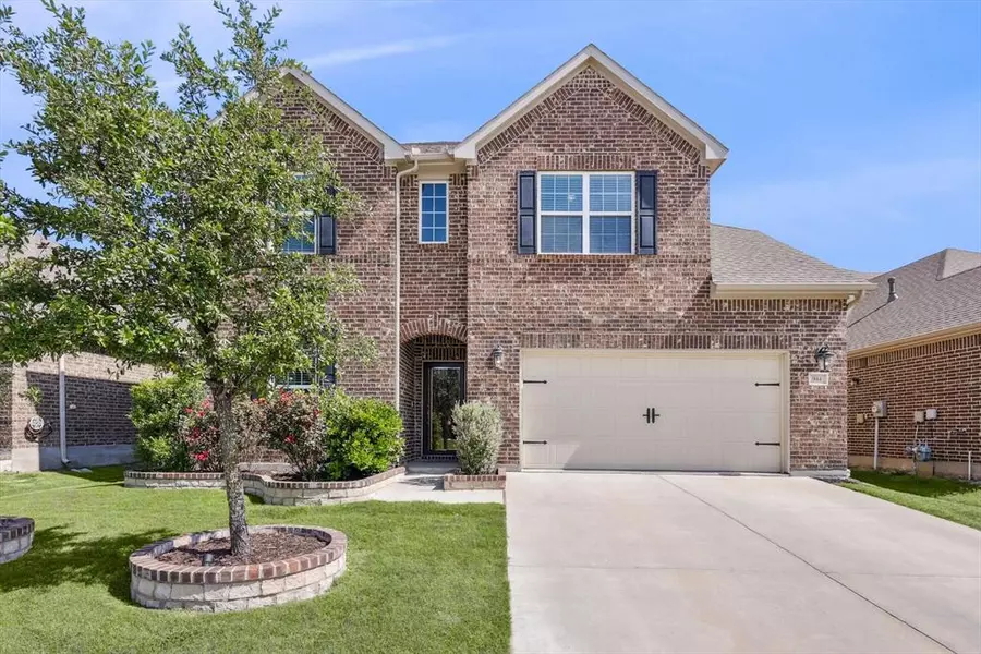 944 Pinnacle Ridge Road, Fort Worth, TX 76052