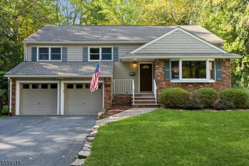 41 Janet Lane, Berkeley Heights Twp., NJ 07922