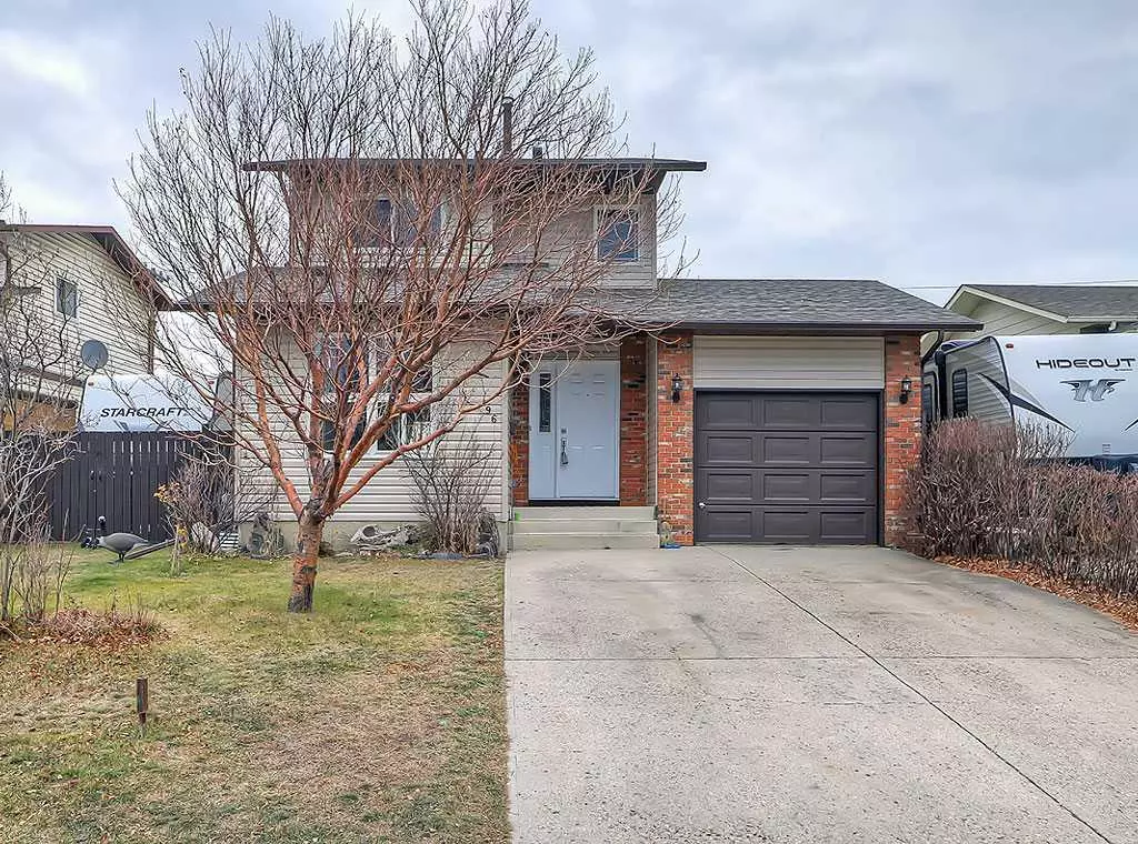 Calgary, AB T3K 1K6,96 Beddington CIR NE