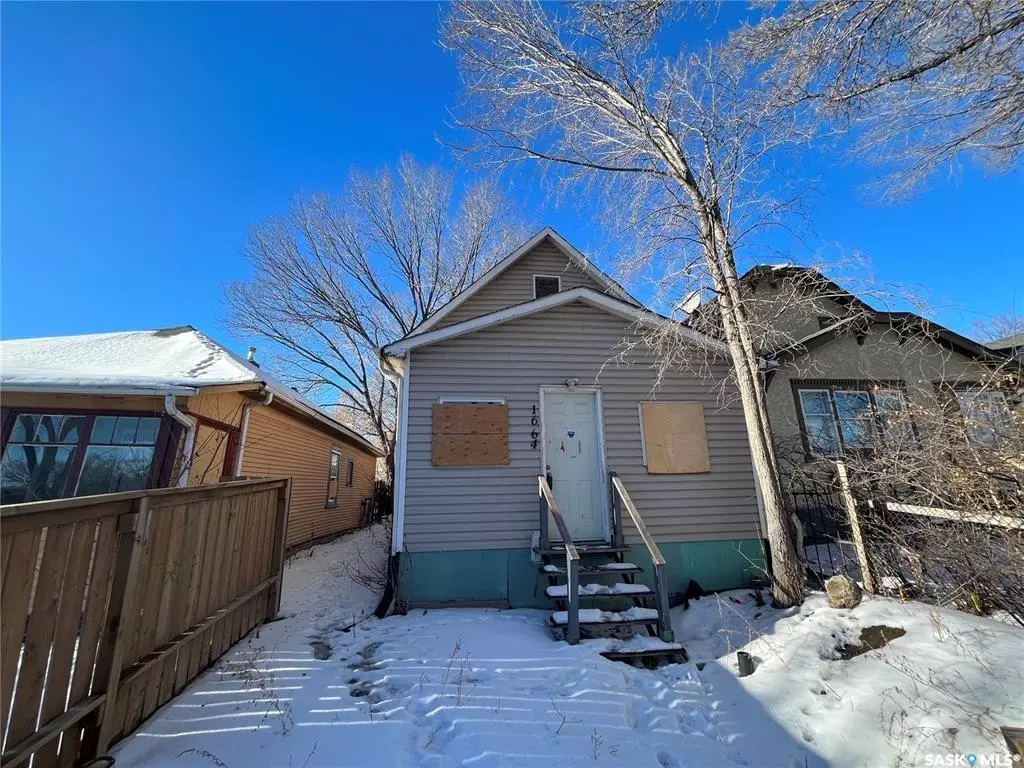 Regina, SK S4P 1N9,1664 Ottawa STREET