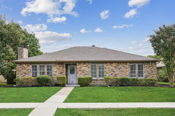 7614 Swiss Way,  Rowlett,  TX 75089