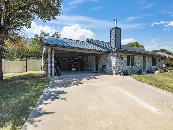 Cleburne, TX 76031,2809 County Road 805b