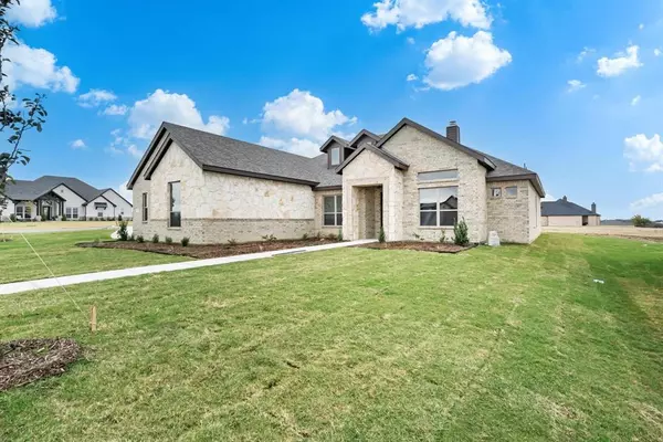 195 Coalson Crossing, Azle, TX 76020