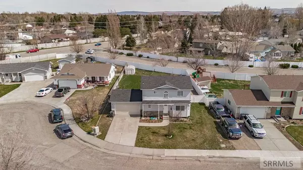 Idaho Falls, ID 83404,3385 Shady Glen