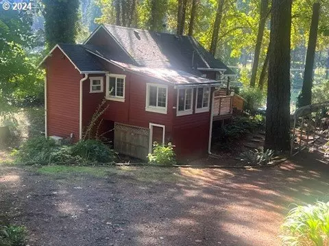 90988 ANGELS FLIGHT RD, Walterville, OR 97489