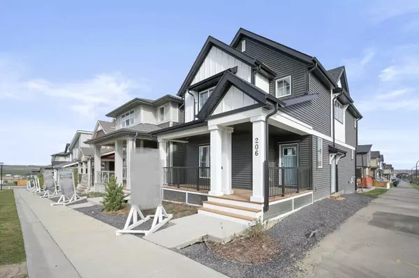 206 Marmot WALK NW, Calgary, AB T3R 2B6