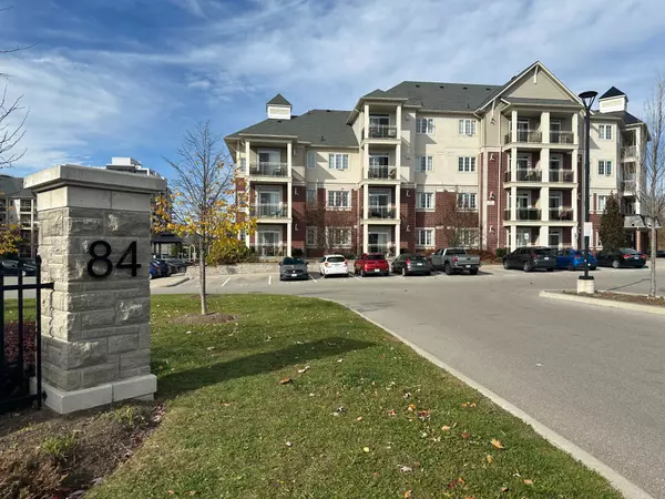 Clarington, ON L1C 0V3,84 Aspen Springs DR #320