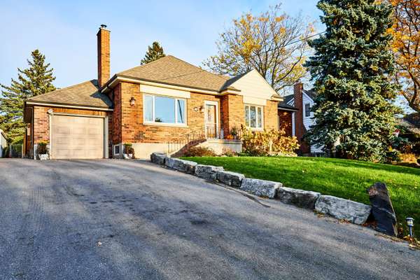 91 Riverside DR S, Oshawa, ON L1H 6P1