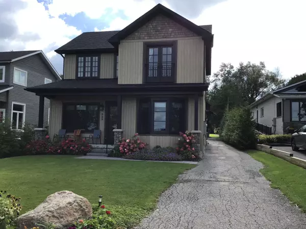 929 Lake DR N, Georgina, ON L4P 3E9