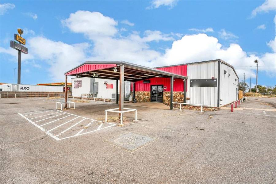 2707 E Highway 66, Elk City, OK 73644