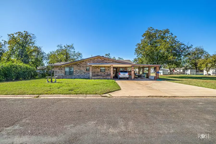 3125 N Oakes St, San Angelo, TX 76903