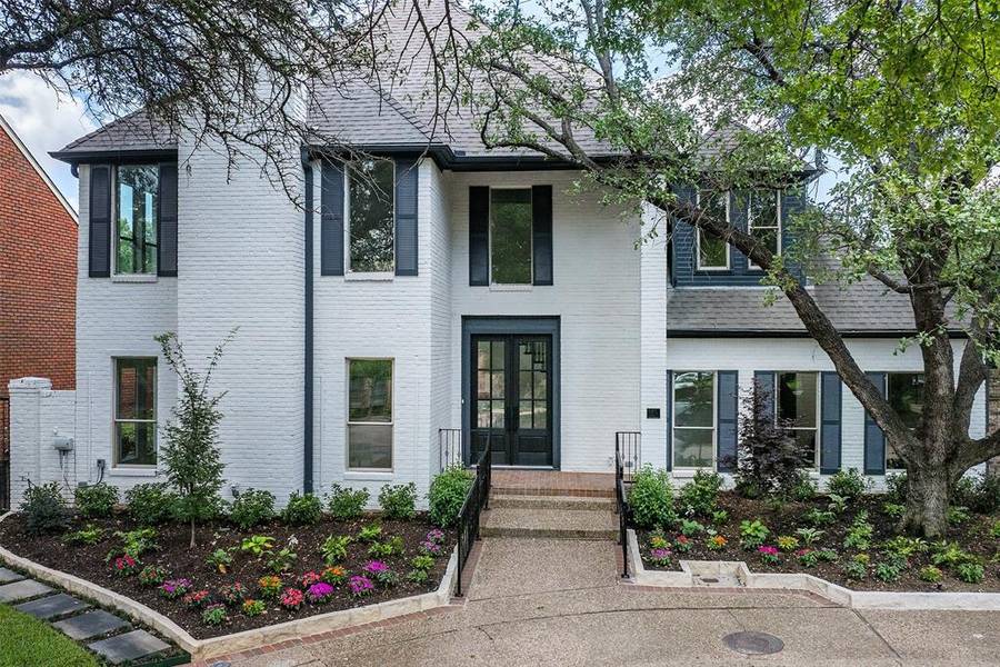 2 Parliament Place, Dallas, TX 75225