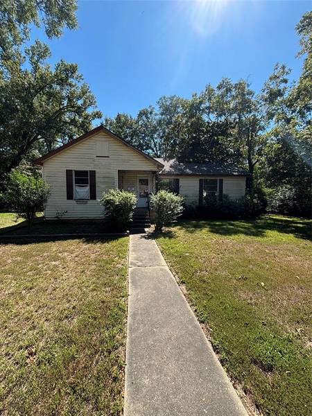 2203 Corbitt, Shreveport, LA 71108