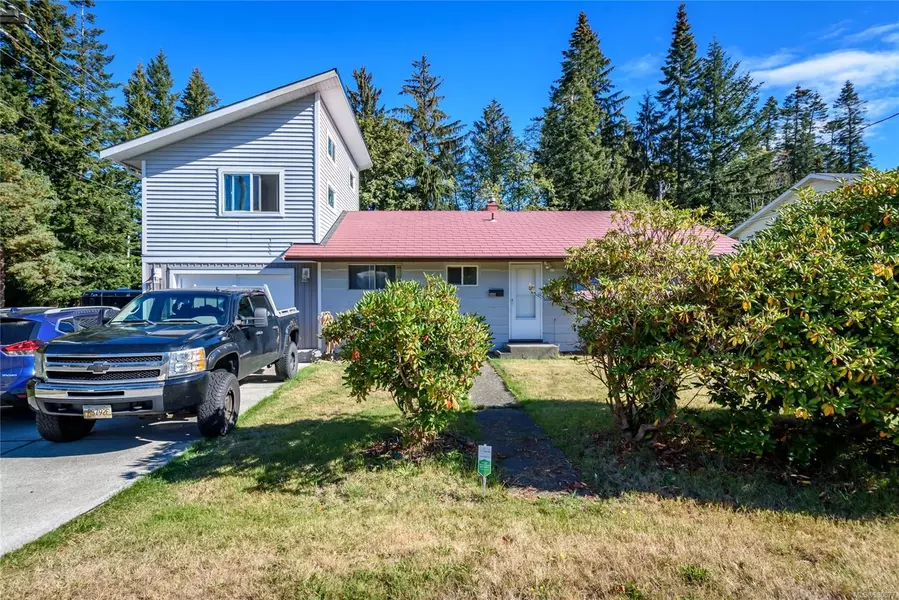 340 Harrogate Rd, Campbell River, BC V9W 1V9