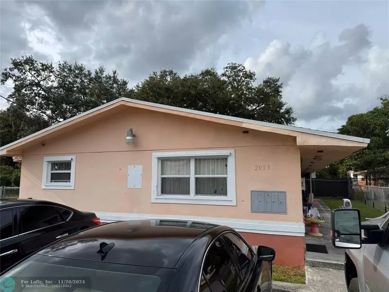 2053 Ali Baba Ave  #4, Opa-locka, FL 33054