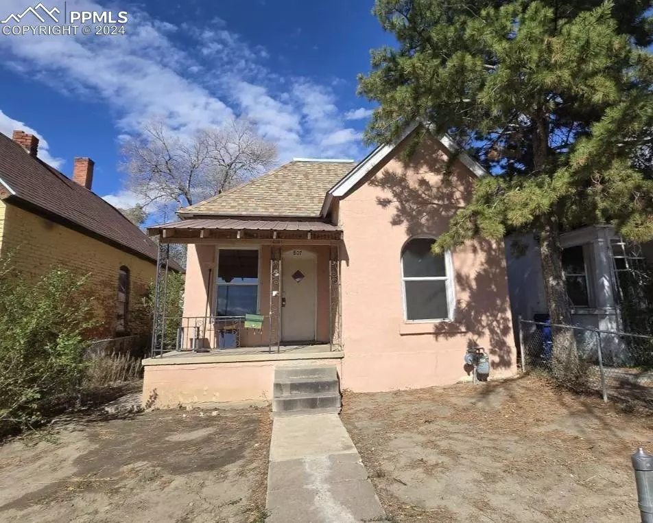 Pueblo, CO 81001,807 E 6th ST