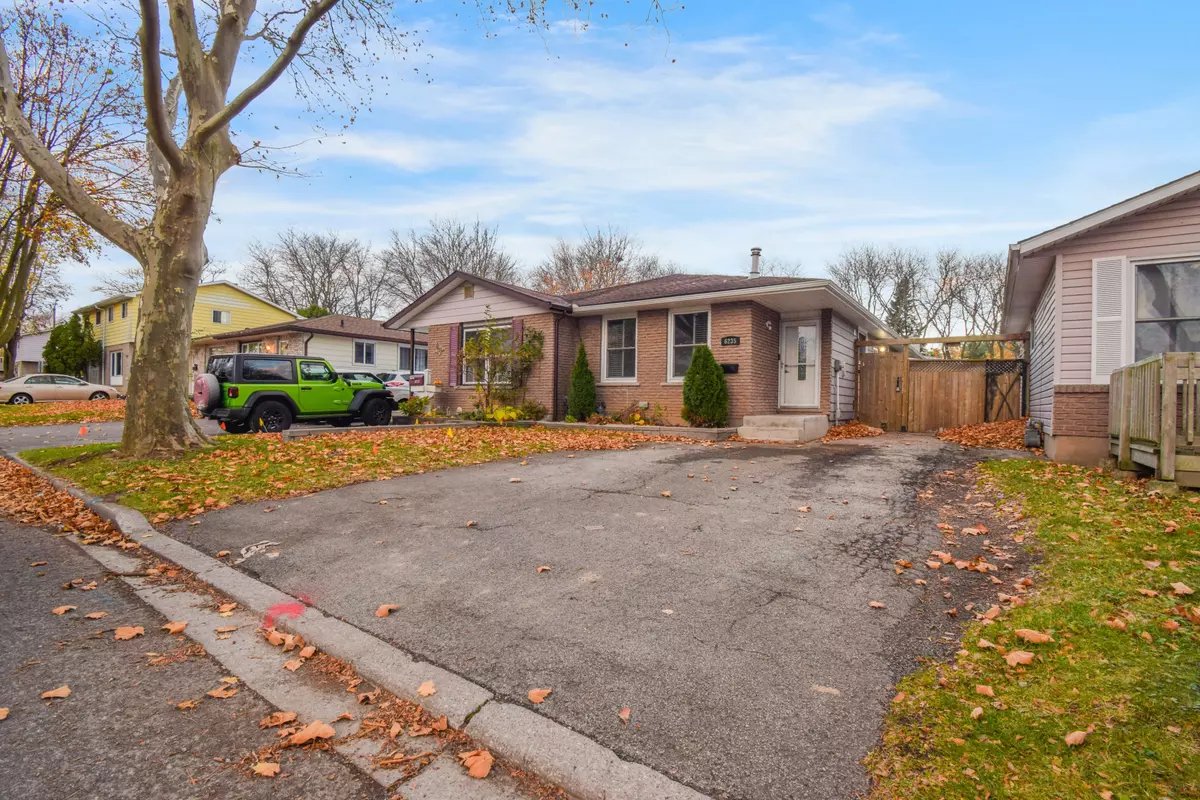 Niagara Falls, ON L2J 3J6,6235 Johnson DR #Bsmt