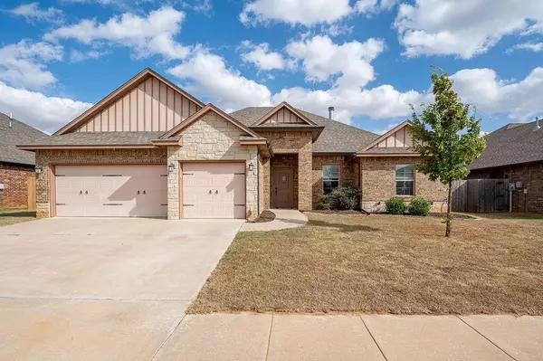 4208 St Augustine Street, Mustang, OK 73064