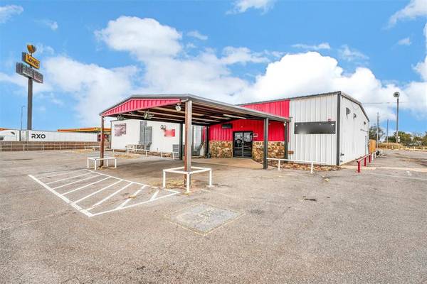 2707 E Highway 66, Elk City, OK 73644