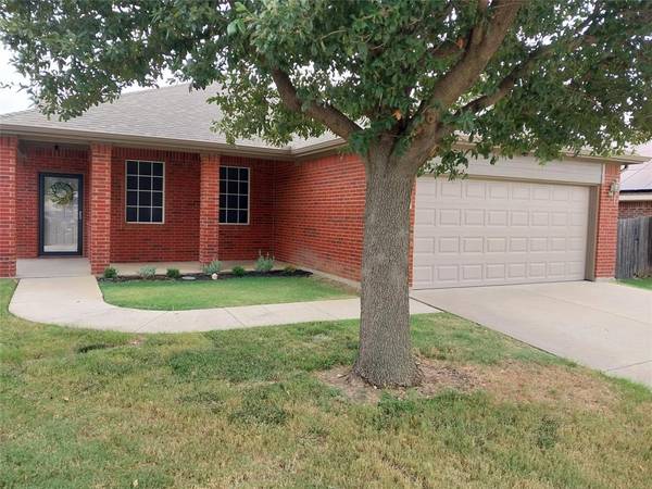 3801 Chisos Rim Trail, Fort Worth, TX 76244