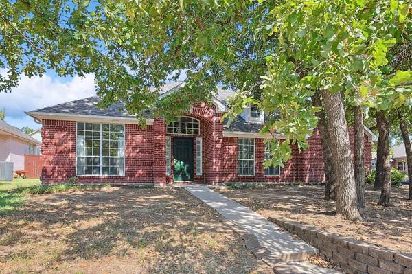 2918 Chisholm Trail,  Corinth,  TX 76210